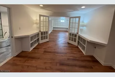 4 Stone Hill Ct, Washington Township, NJ 07840 - Photo 10