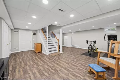 328 Rolling Knolls Way, Bridgewater, NJ 08807 - Photo 32