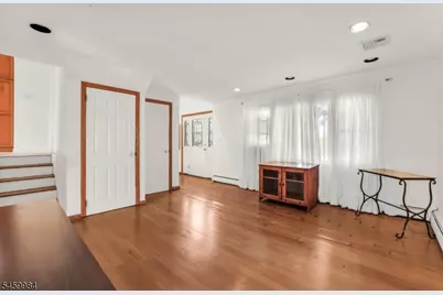 16 Pascale Pl, Woodland Park, NJ 07424 - Photo 4