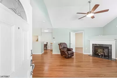 94 Gabriel Ct, Hillsborough Township, NJ 08844 - Photo 6
