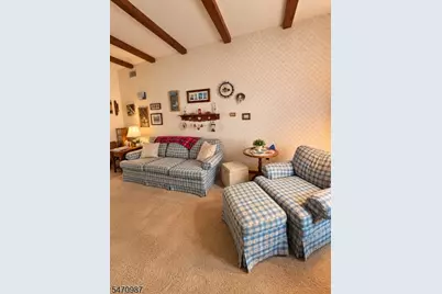70 Catherine Ave, Saddle Brook Township, NJ 07663 - Photo 14