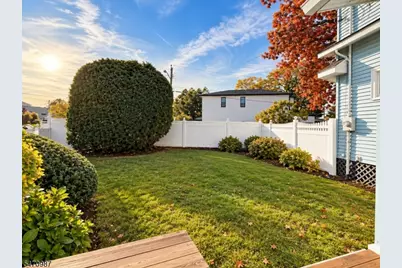 70 Catherine Ave, Saddle Brook Township, NJ 07663 - Photo 34