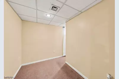 29 Miller St, Saddle Brook Township, NJ 07663 - Photo 14