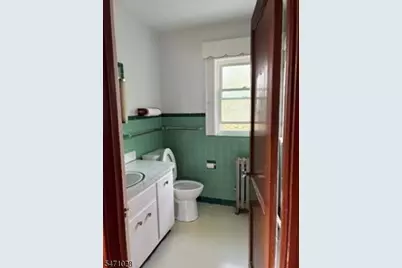 22 Fairmont Ave, Somerville, NJ 08876 - Photo 2