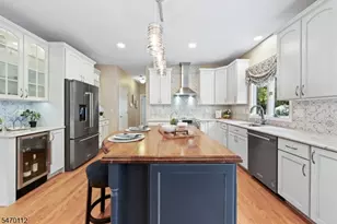 237 Monroe Ave, Montgomery Township, NJ 08502 - Photo 10
