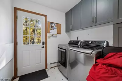 4 Alexandra Rd, Roxbury Township, NJ 07850 - Photo 18