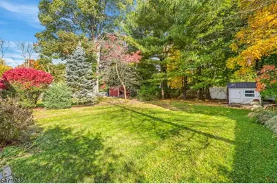 48 Freeman St, Roseland, NJ 07068 - Photo 32