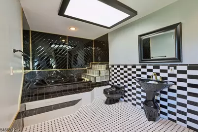 97 Amherst Ave, Woodbridge Township, NJ 07067 - Photo 32