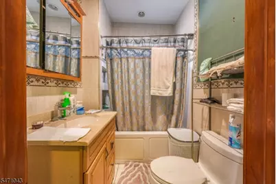 97 4th Avenue, East Orange, NJ 07017 - Photo 16