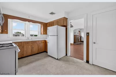 1208 Pompton Ave, Cedar Grove, NJ 07009 - Photo 10