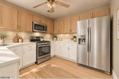1008 Robin Ct, Green Brook Township, NJ 08812 - Photo 4