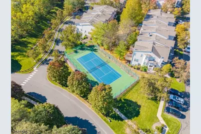 1008 Robin Ct, Green Brook Township, NJ 08812 - Photo 28