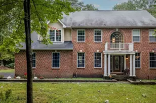 11 Madison Ct, Southampton, NJ 08088 - Photo 2