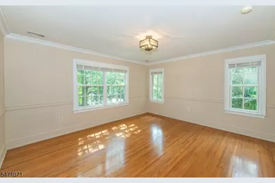 11 N Pocono Rd, Mountain Lakes, NJ 07046 - Photo 34