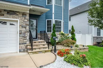 37 Wildwood Ave, Woodbridge Township, NJ 08863 - Photo 4