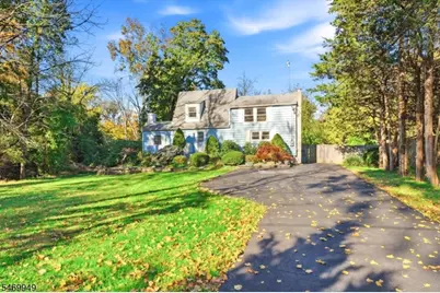 32 Vermont Ave, Franklin Township, NJ 08823 - Photo 1