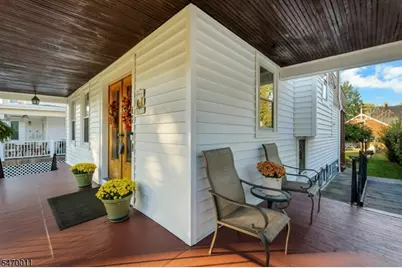 62 Orchard St, Bloomfield, NJ 07003 - Photo 2