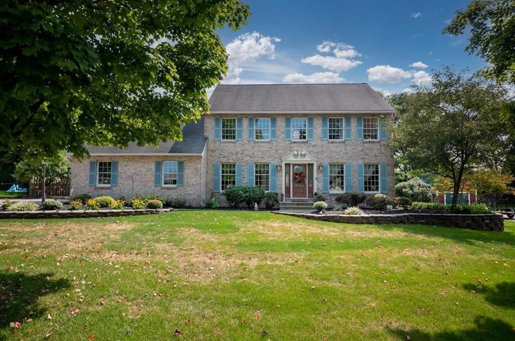 5020 Country Top Trl, Bethlehem, PA 18020-8832