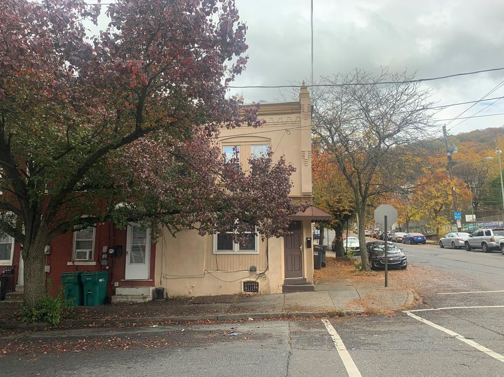 539 Atlantic St, Bethlehem, PA 18015-3529