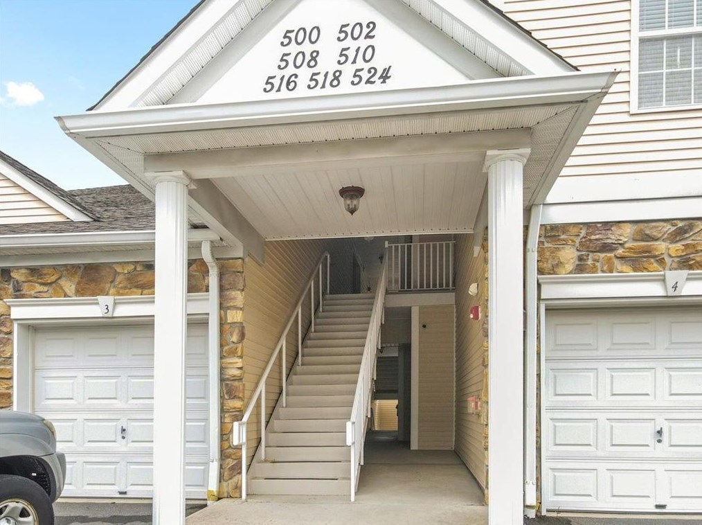 518 Waterford Terrace, Easton, PA 18042