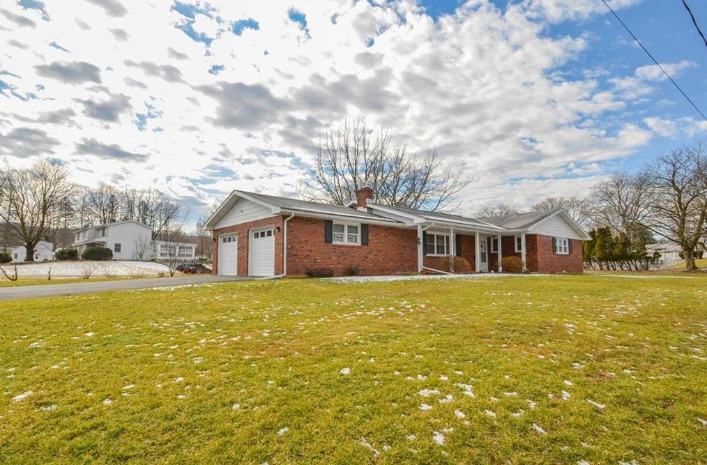 1006 Devonshire Rd, Allentown, PA 18103-5616