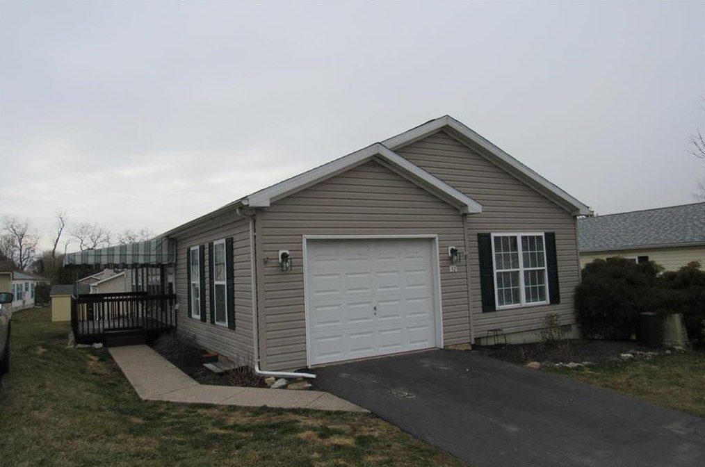 32 Abbey Rd, Easton, PA 18040-8363