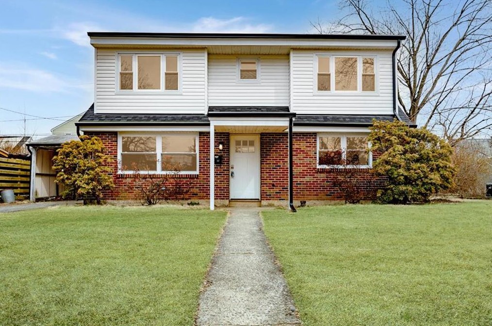1228 Rosemont Dr, Bethlehem, PA 18018-1663