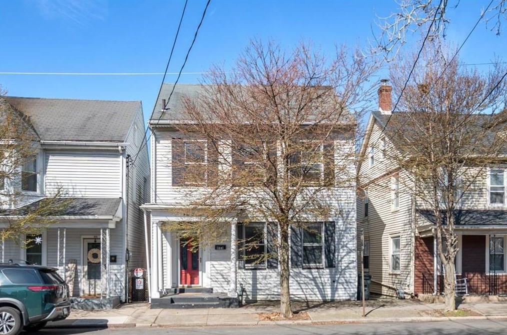 911 New St, Bethlehem PA  18018-2713 exterior