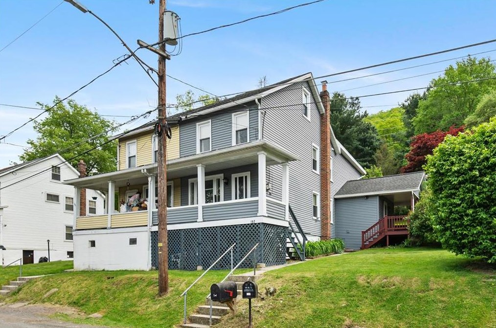 197 Yard St, Nesquehoning, PA 18240-2307