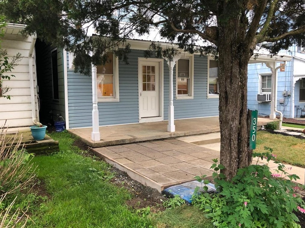 350 Chestnut St, Mertztown PA  19539-8759 exterior
