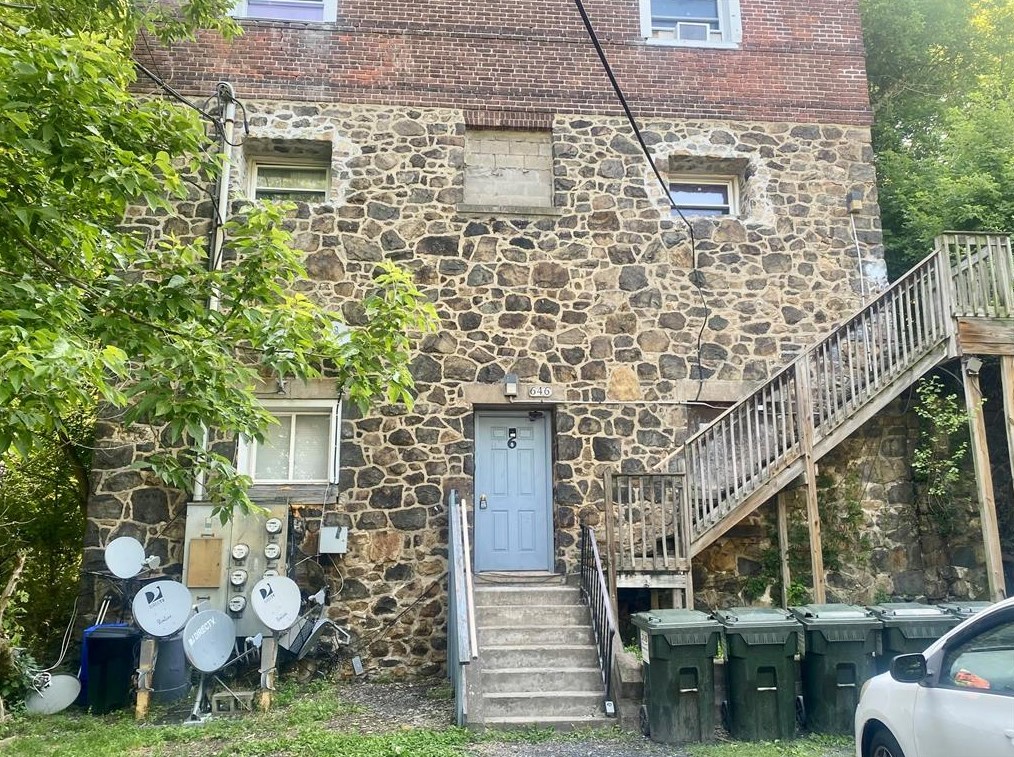 646 Ridge St, Bethlehem, PA 18015-3546