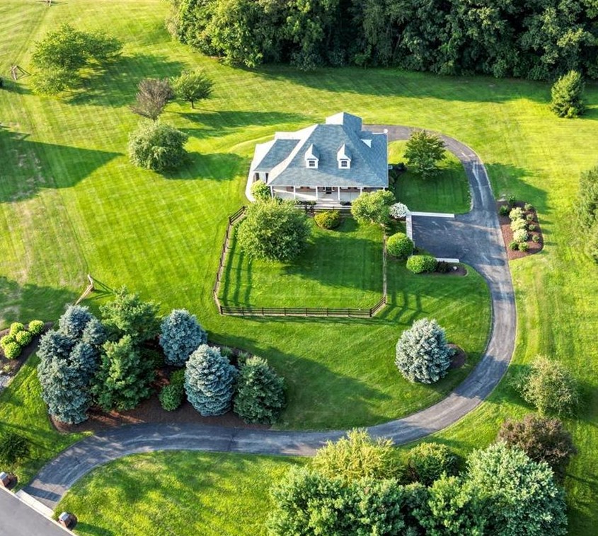 7 Tedway Ave, Greenwich, PA 19530