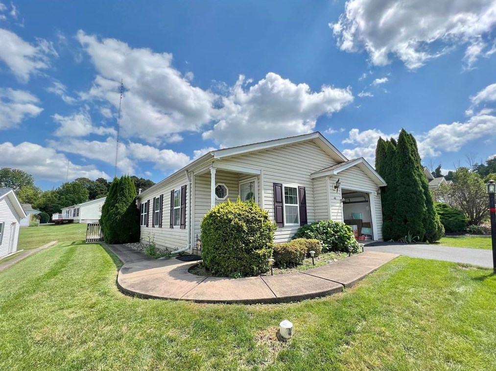 62 Penny Ln, Easton, PA 18040-8357