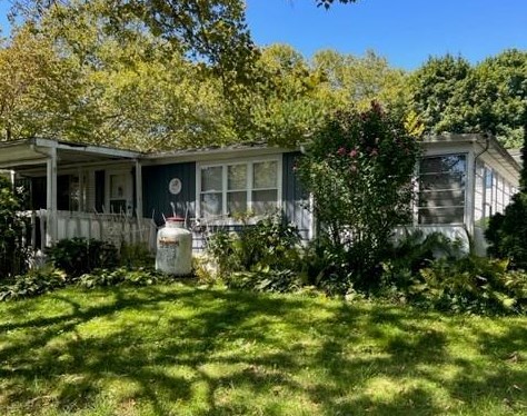 1 Overlook Ln, Bath, PA 18014