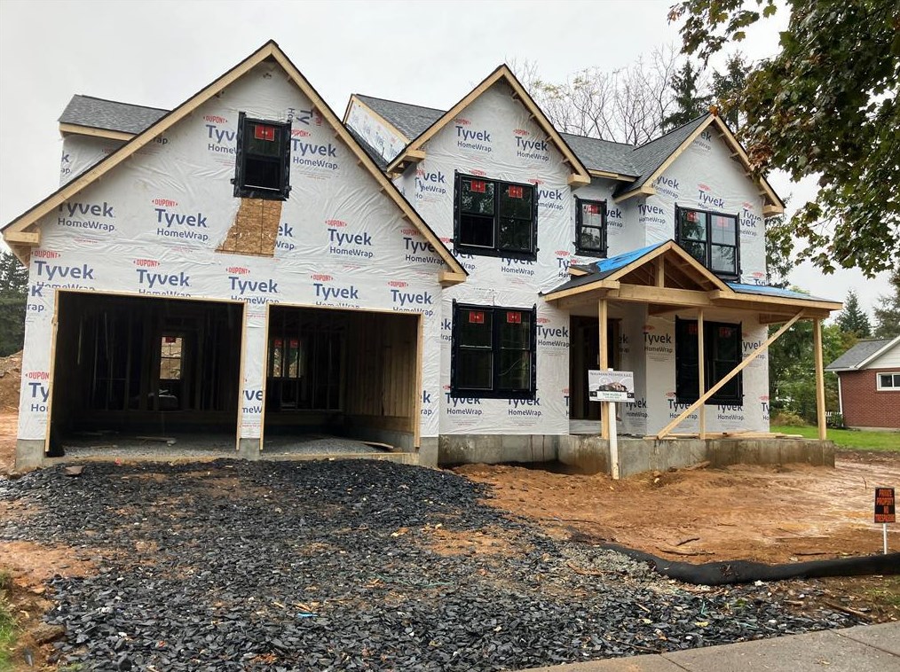 1559 Kelchner Rd, Bethlehem, PA 18018-1536