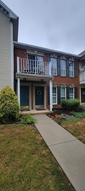 1986 Mattis St, Hellertown, PA 18055-2811