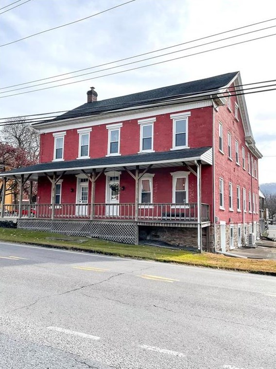 8901 Levans Rd #2b, Steinsville, PA 19529