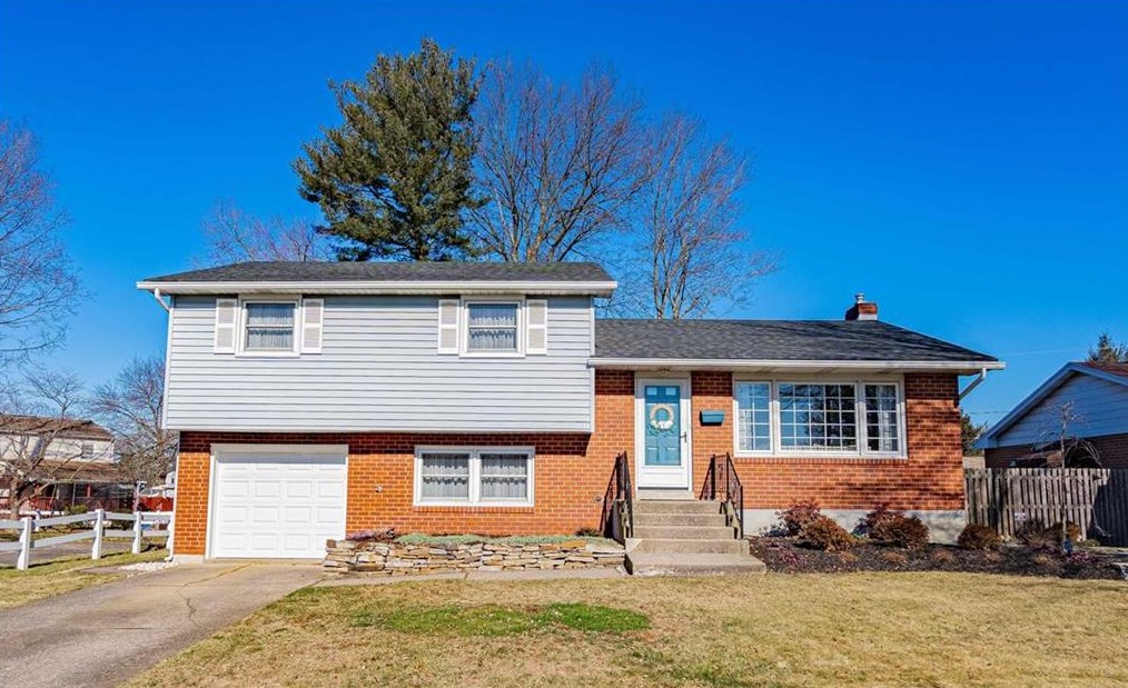 1525 Levering Pl, Bethlehem, PA 18017