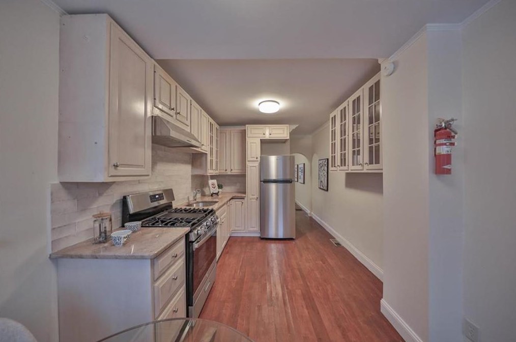 425 Wall St, Bethlehem PA  18018-6120 exterior