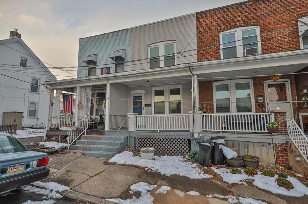 425 Wall St, Bethlehem PA  18018-6120 exterior