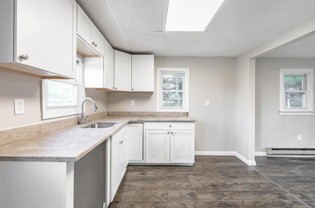 1240 Pembroke Rd, Bethlehem PA  18017-7028 exterior