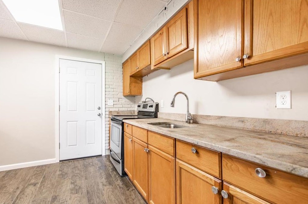 1240 Pembroke Rd, Bethlehem PA  18017-7028 exterior