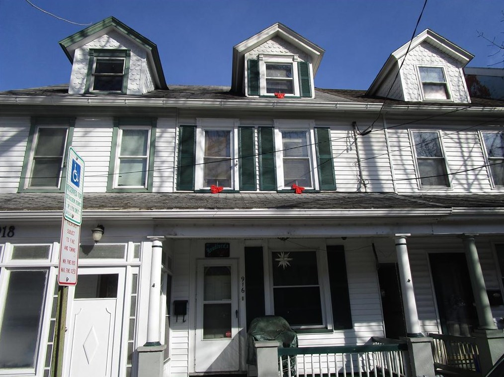 916 New St, Bethlehem, PA 18018-2714