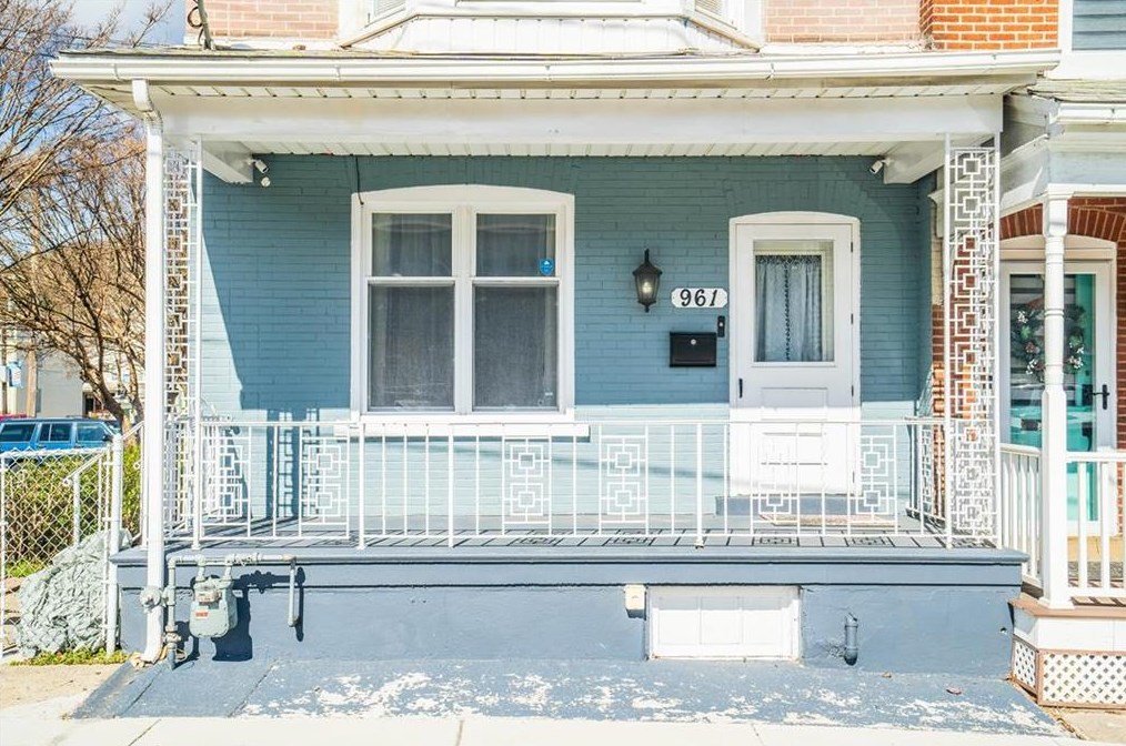 961 Broadway, Bethlehem PA  18015-2619 exterior