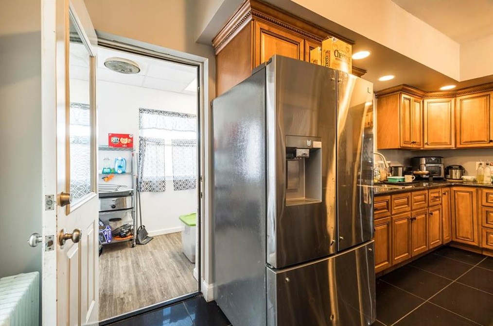 961 Broadway, Bethlehem PA  18015-2619 exterior