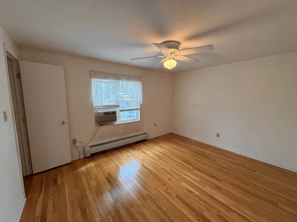 1562 Catasauqua Rd, Bethlehem PA  18017-7410 exterior
