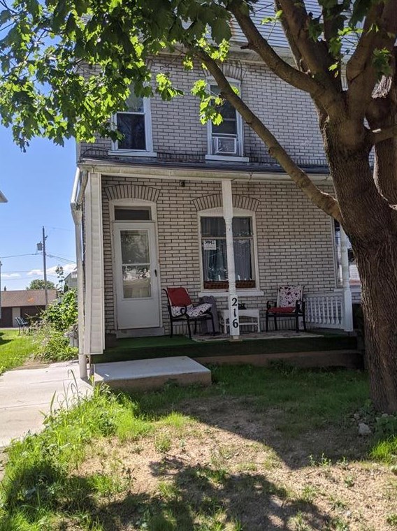 216 Highland Ave, Greenwich, PA 19530