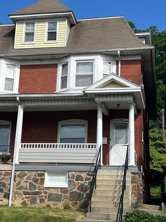 1129 Russell Ave, Bethlehem, PA 18015-4009