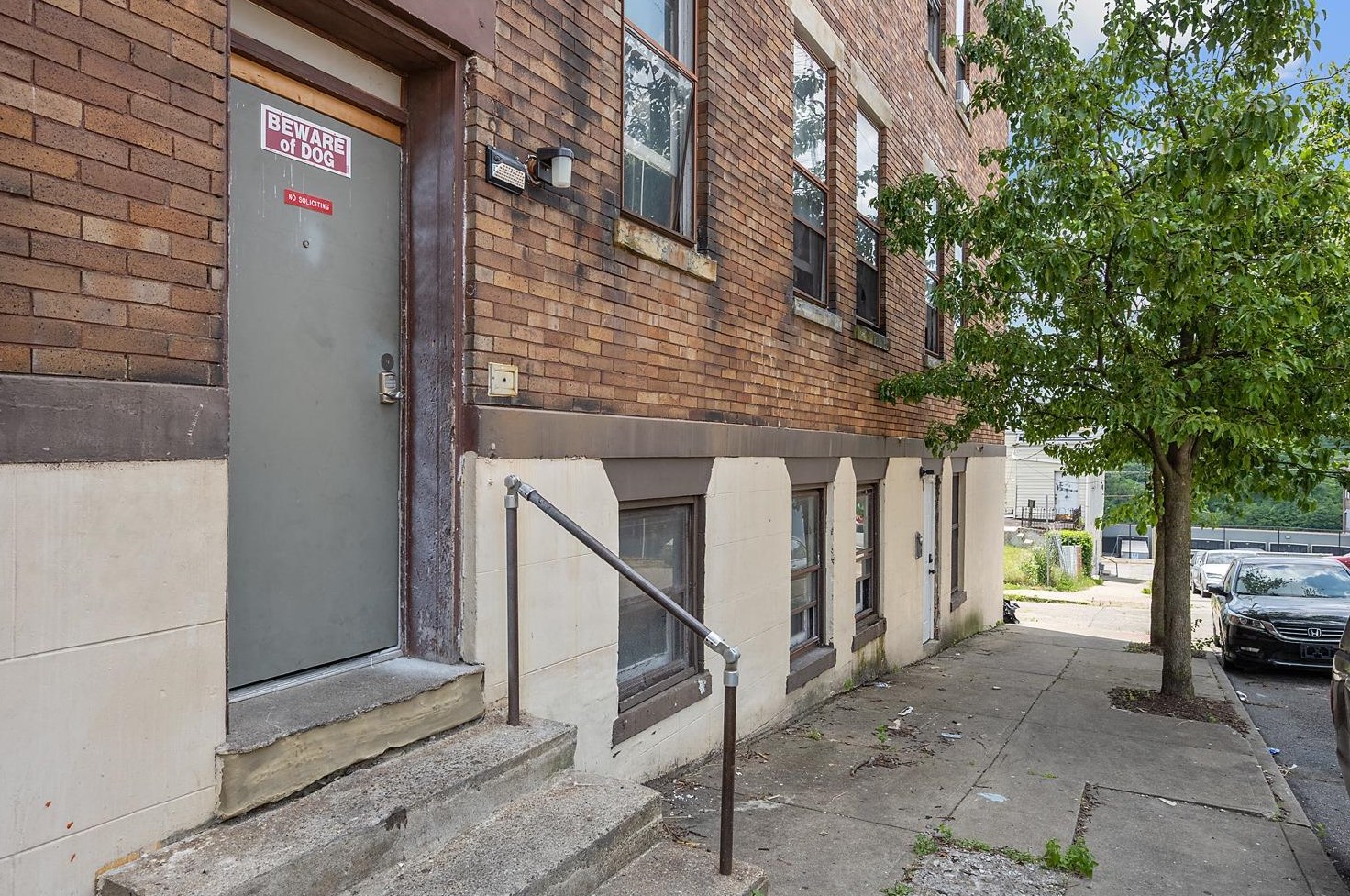2335 May St Apt 2r, Cincinnati, OH