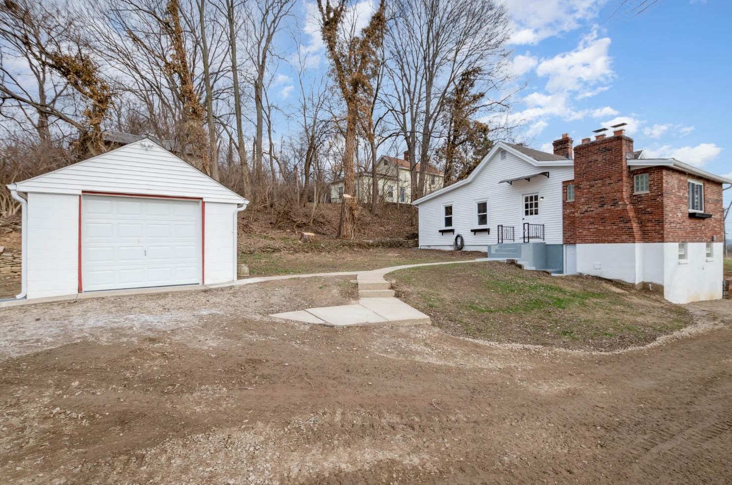 1117 Seymour Ave, Cincinnati OH  45216-1839 exterior